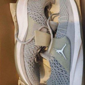 JORDAN TRAINER 2 FLYKNIT - WOLF GREY - SIZE 10